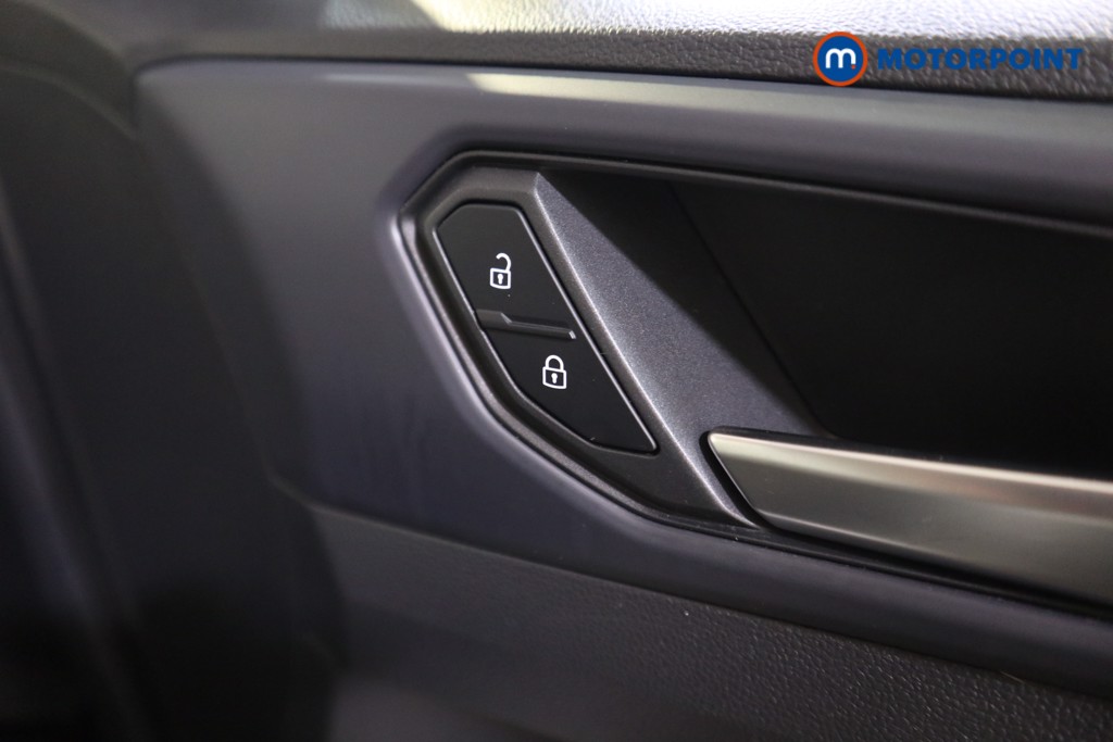 Used Volkswagen T-Cross 2021 for sale - 76797283: Photo 18