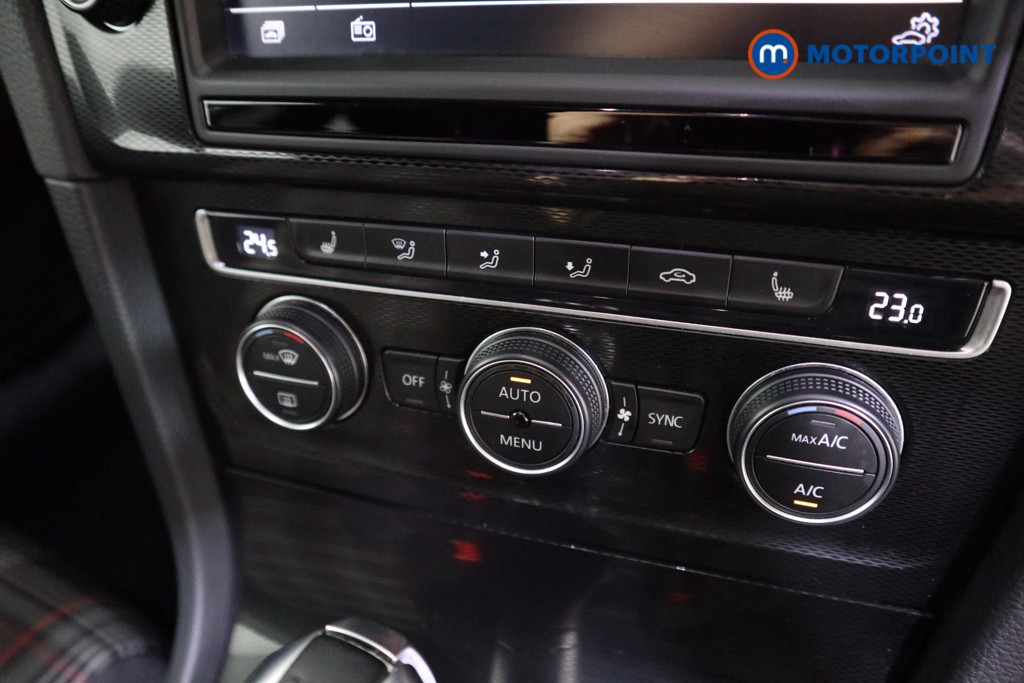 Used Volkswagen Golf 2017 for sale - 77775628: Photo 16