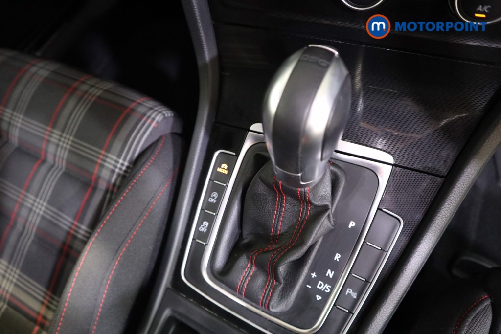 Used Volkswagen Golf 2017 for sale - 77775628: Photo 17