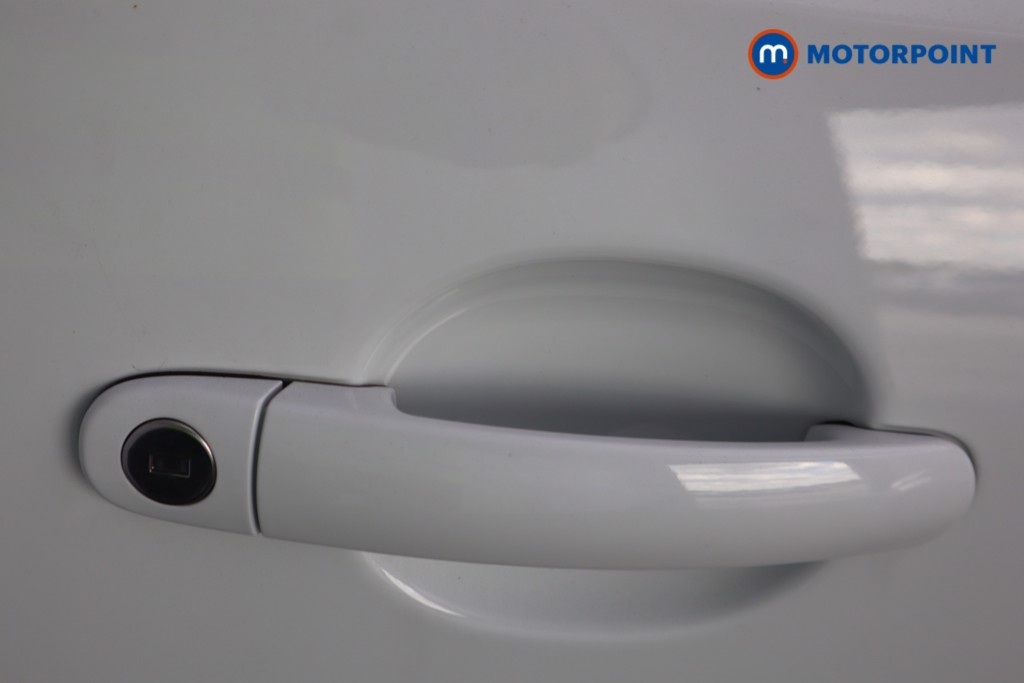 Used Volkswagen Polo 2015 for sale - 76416087: Photo 31