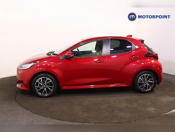 Used Toyota Yaris 2022 for sale - 76505196: Photo