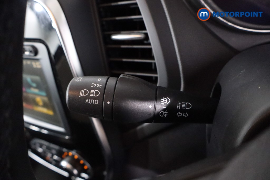 Used Renault Captur 2018 for sale - 77979639: Photo 22