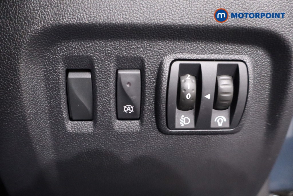 Used Renault Captur 2018 for sale - 77979639: Photo 25