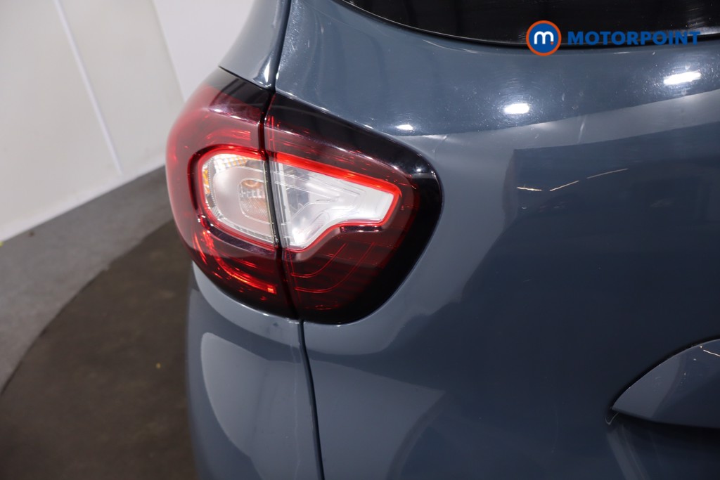 Used Renault Captur 2018 for sale - 77979639: Photo 44