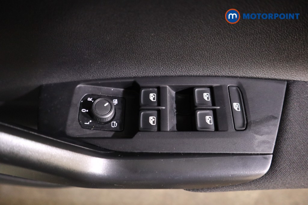 Used Volkswagen Taigo 2023 for sale - 76723152: Photo 16