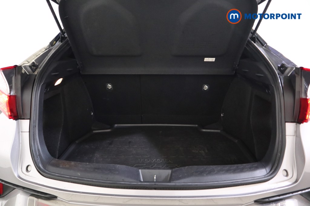 Used Toyota C-HR 2019 for sale - 77421105: Photo 24