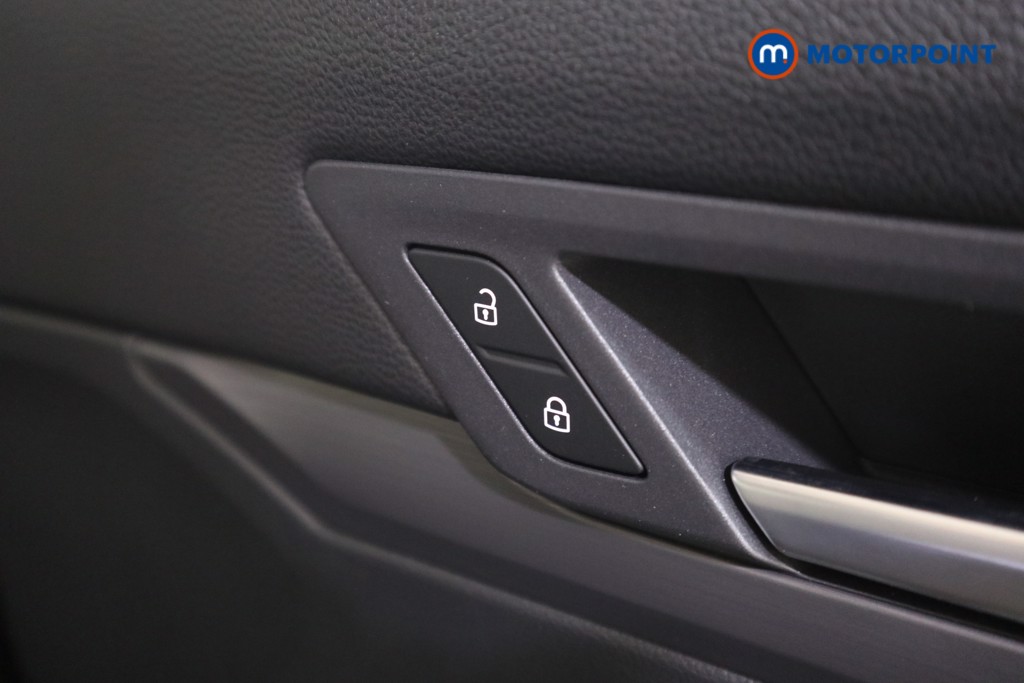 Used Volkswagen Golf 2023 for sale - 76603631: Photo 14