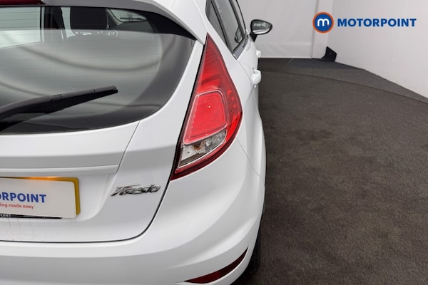 Used Ford Fiesta 2015 for sale - 76170968: Photo 16