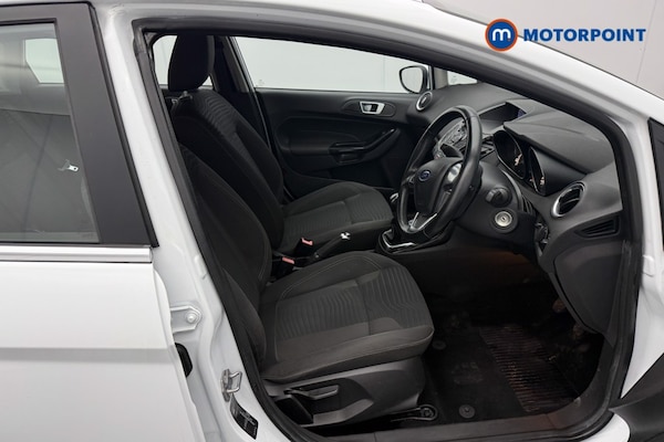 Used Ford Fiesta 2015 for sale - 76170968: Photo 22