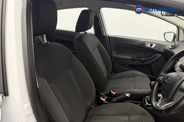 Used Ford Fiesta 2015 for sale - 76170968: Photo 23