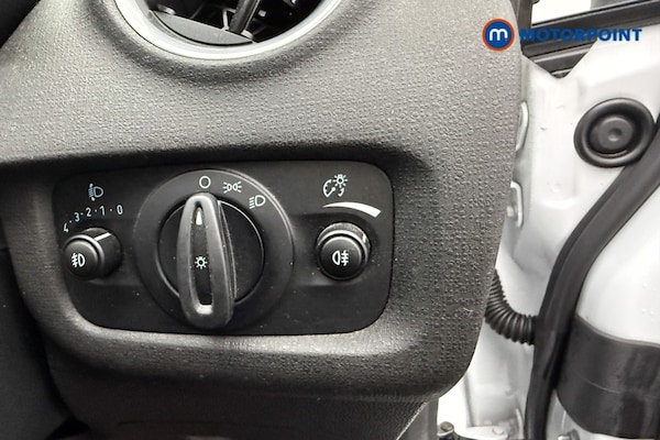 Used Ford Fiesta 2015 for sale - 76170968: Photo 27