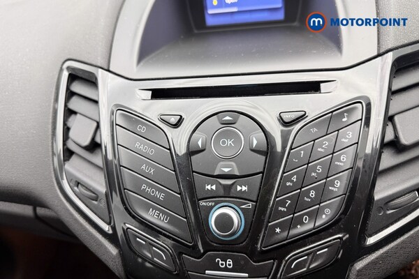 Used Ford Fiesta 2015 for sale - 76170968: Photo 31
