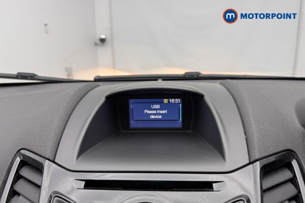Used Ford Fiesta 2015 for sale - 76170968: Photo 33
