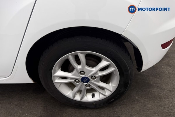 Used Ford Fiesta 2015 for sale - 76170968: Photo 40