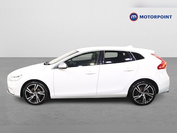 Used Volvo V40 2019 for sale - 75593491: Photo