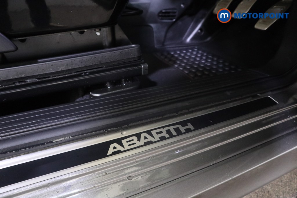 Used Abarth 595 2021 for sale - 77297552: Photo 19