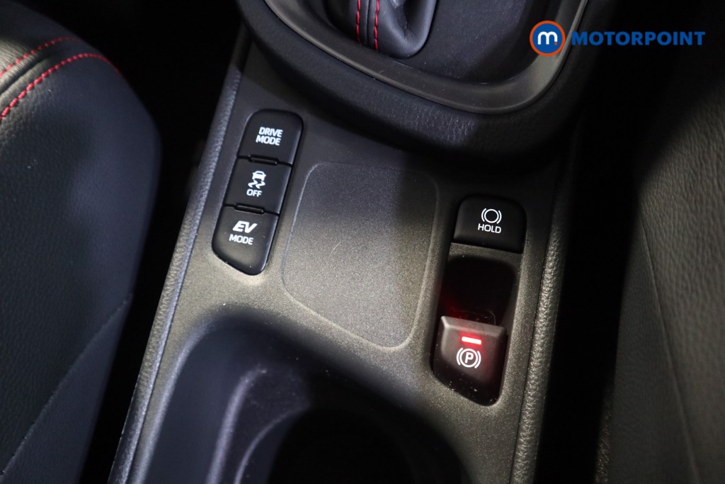 Used Toyota Yaris Cross 2024 for sale - 76339347: Photo 19
