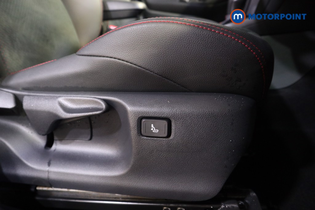 Used Toyota Yaris Cross 2024 for sale - 76339347: Photo 24
