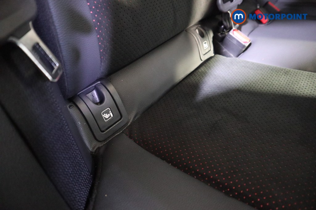 Used Toyota Yaris Cross 2024 for sale - 76339347: Photo 28