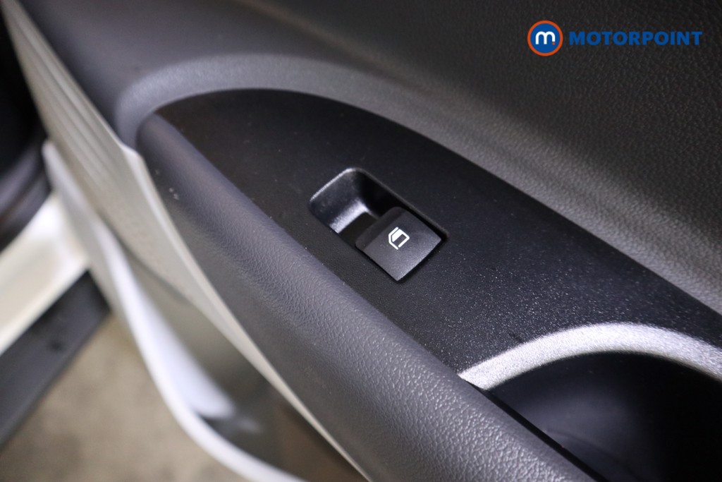 Used Hyundai BAYON 2024 for sale - 77747308: Photo 27