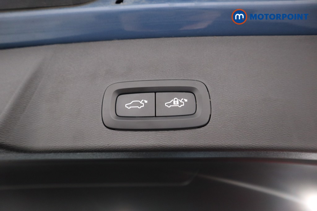 Used Volvo XC40 2022 for sale - 77061850: Photo 27