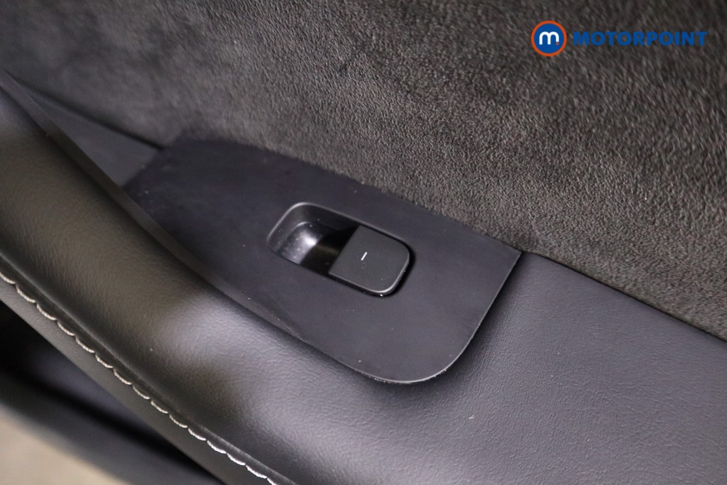 Used Tesla Model Y 2023 for sale - 77490355: Photo 32