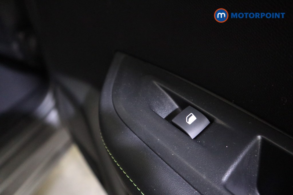 Used Peugeot 2008 2022 for sale - 77152255: Photo 25