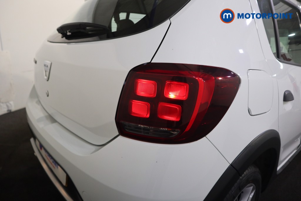 Used Dacia Sandero Stepway 2017 for sale - 76909013: Photo 28