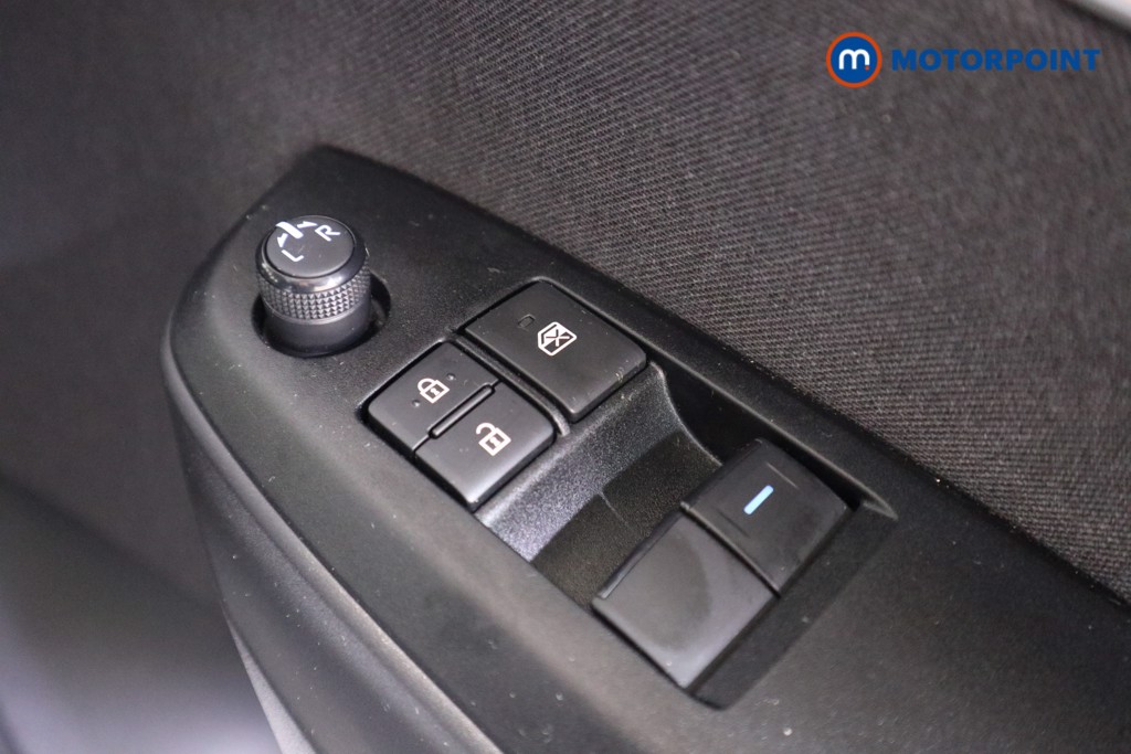 Used Toyota Yaris 2023 for sale - 77450659: Photo 20