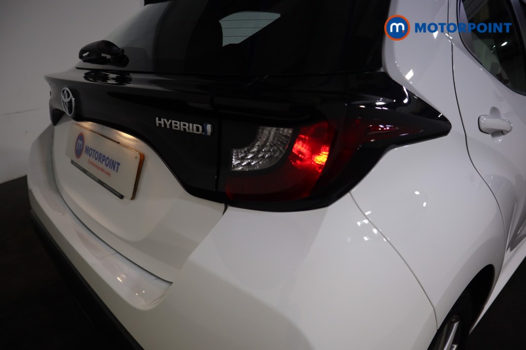 Used Toyota Yaris 2023 for sale - 77450659: Photo 33