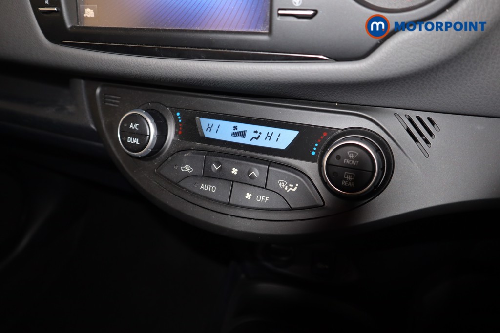 Used Toyota Yaris 2019 for sale - 78118382: Photo 15