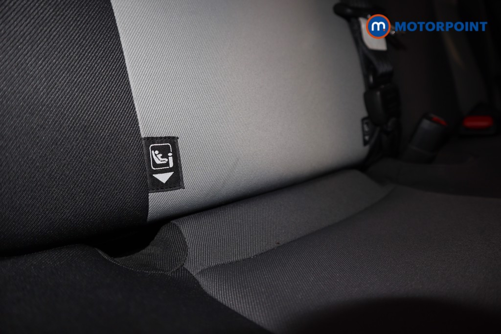 Used Toyota Yaris 2019 for sale - 78118382: Photo 25