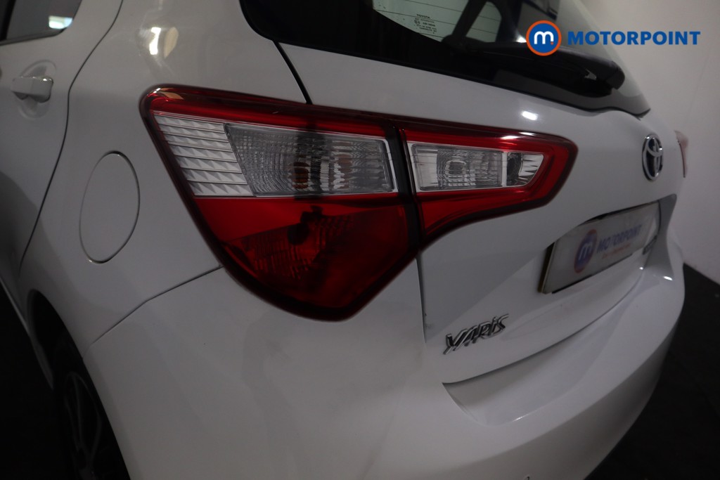 Used Toyota Yaris 2019 for sale - 78118382: Photo 37