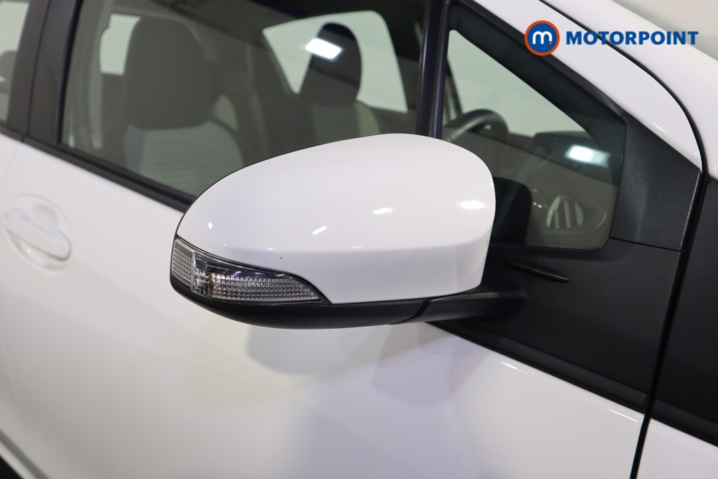 Used Toyota Yaris 2019 for sale - 78118382: Photo 39