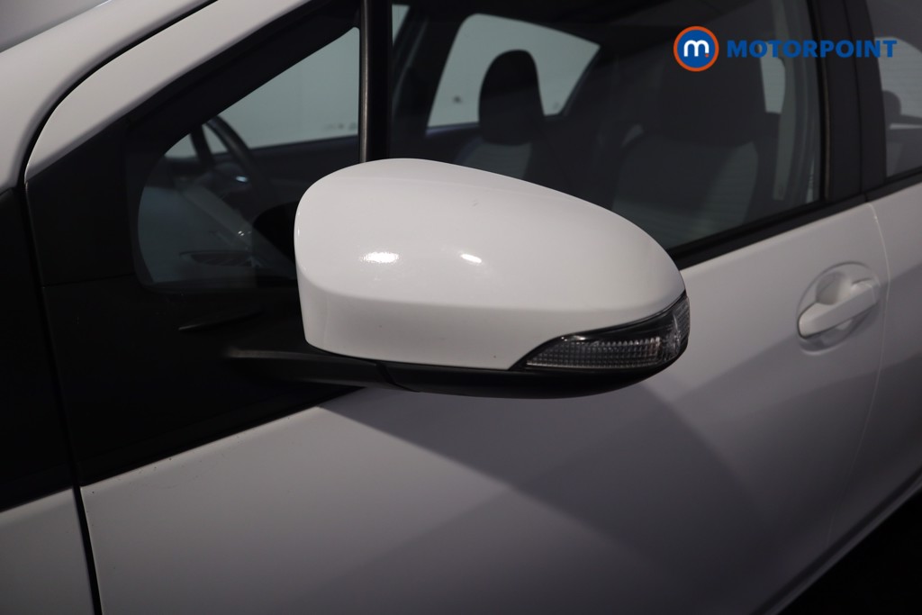 Used Toyota Yaris 2019 for sale - 78118382: Photo 40