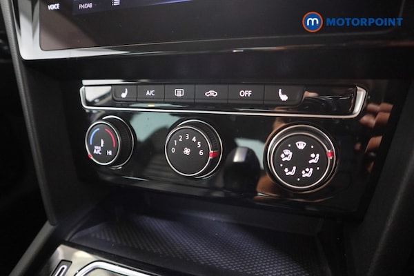 Used Volkswagen Passat 2021 for sale - 76143432: Photo 17