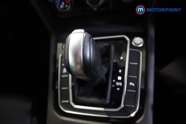 Used Volkswagen Passat 2021 for sale - 76143432: Photo 18