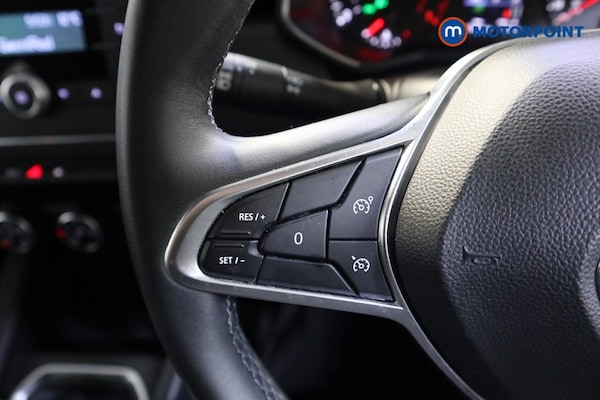 Used Renault Clio 2020 for sale - 76311967: Photo 11