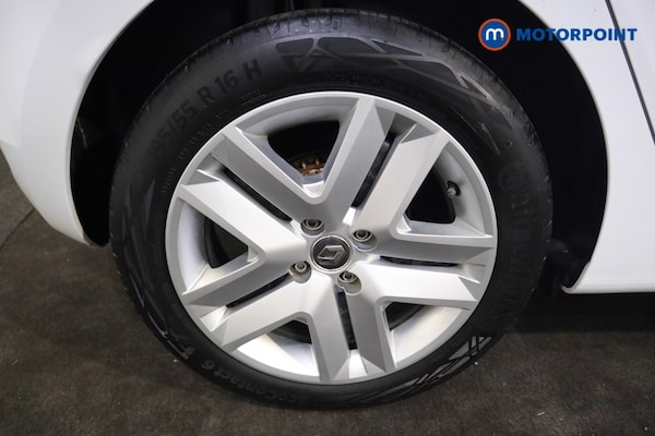 Used Renault Clio 2020 for sale - 76311967: Photo 24