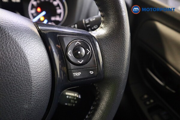 Used Toyota Yaris 2019 for sale - 76209695: Photo 12
