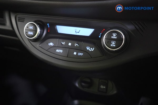 Used Toyota Yaris 2019 for sale - 76209695: Photo 15