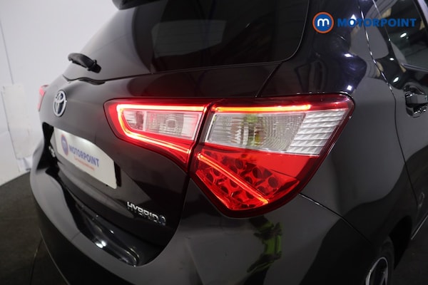 Used Toyota Yaris 2019 for sale - 76209695: Photo 31