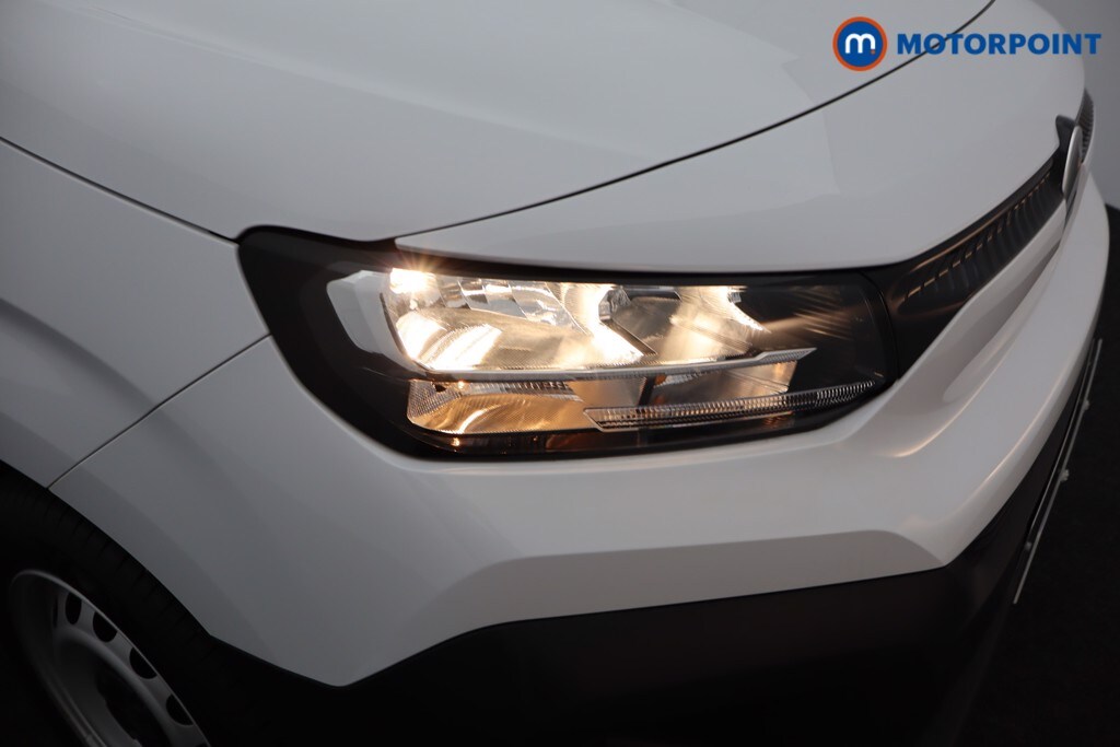 Used Citroen Berlingo 2025 for sale - 76862624: Photo 28