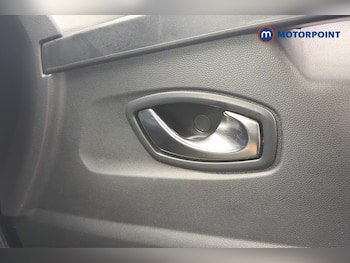 Used Renault Trafic 2026 for sale - 79796100: Photo