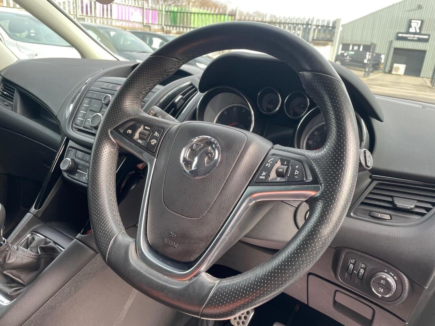 Used Vauxhall Zafira Tourer for sale - 78127754: Photo 18