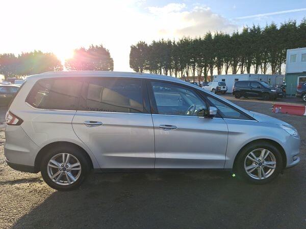 Used Ford Galaxy 2017 for sale - 77237762: Photo 3