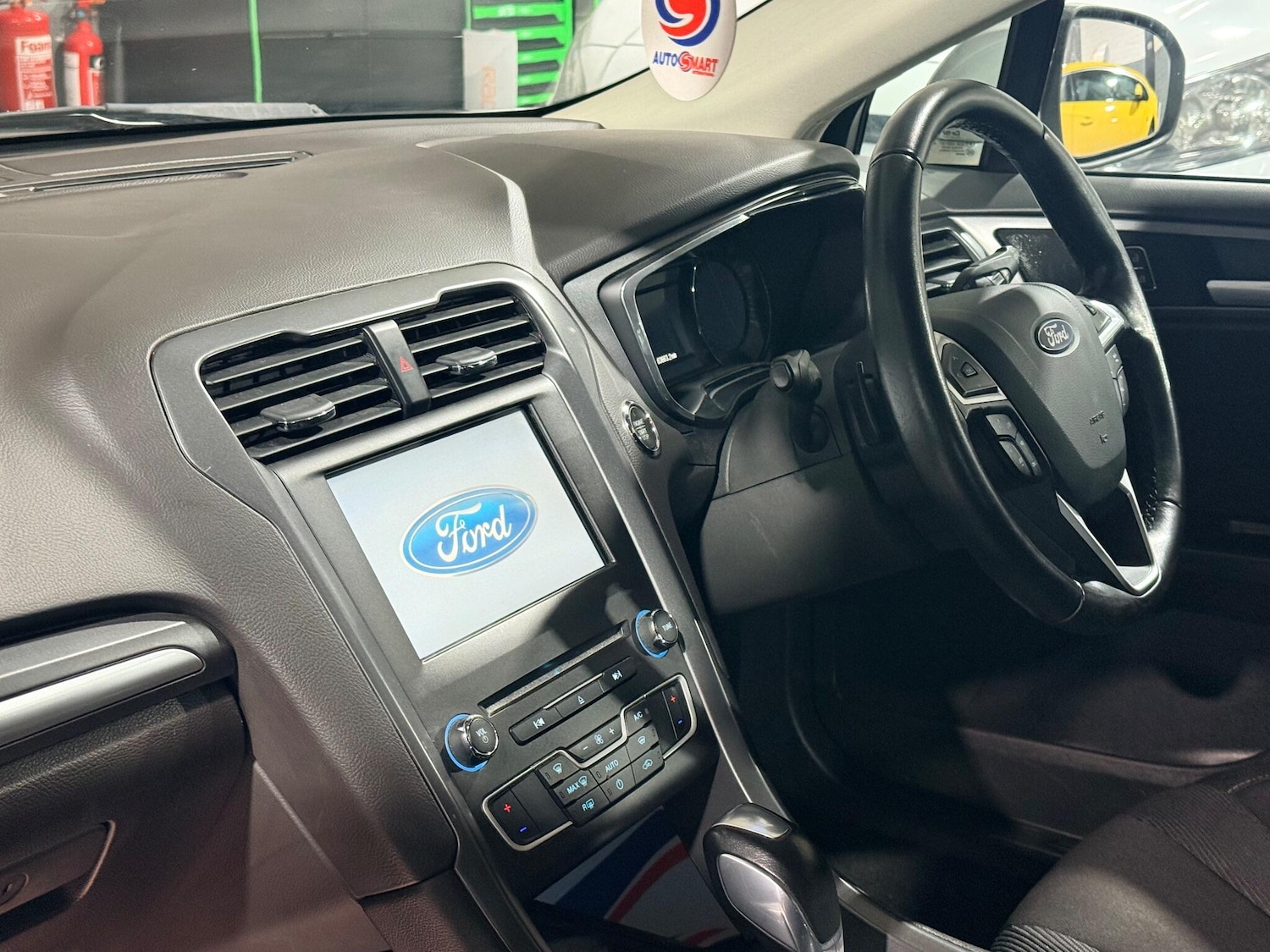 Used Ford Mondeo 2015 for sale - 76964771: Photo 14