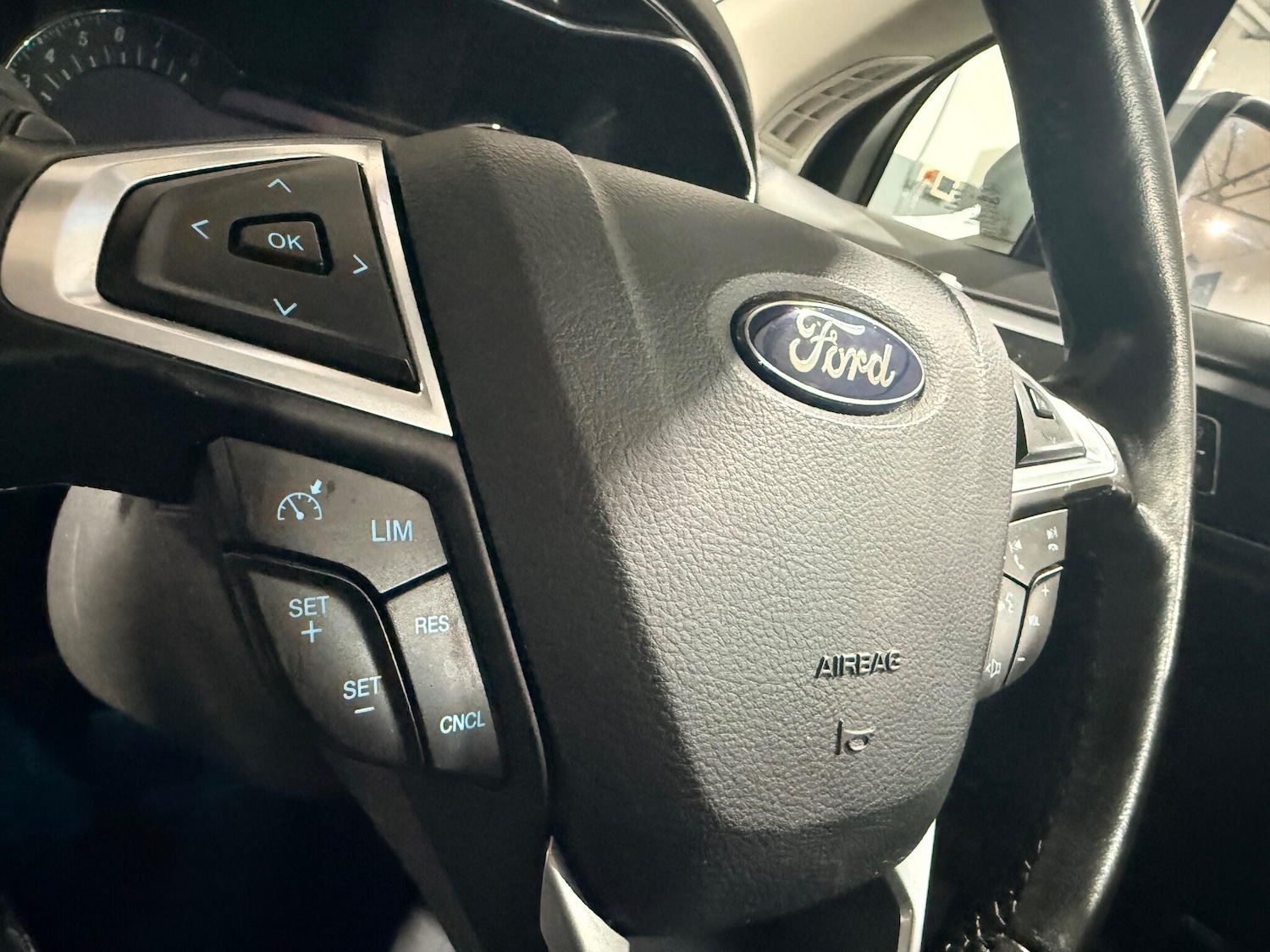 Used Ford Mondeo 2015 for sale - 76964771: Photo 17