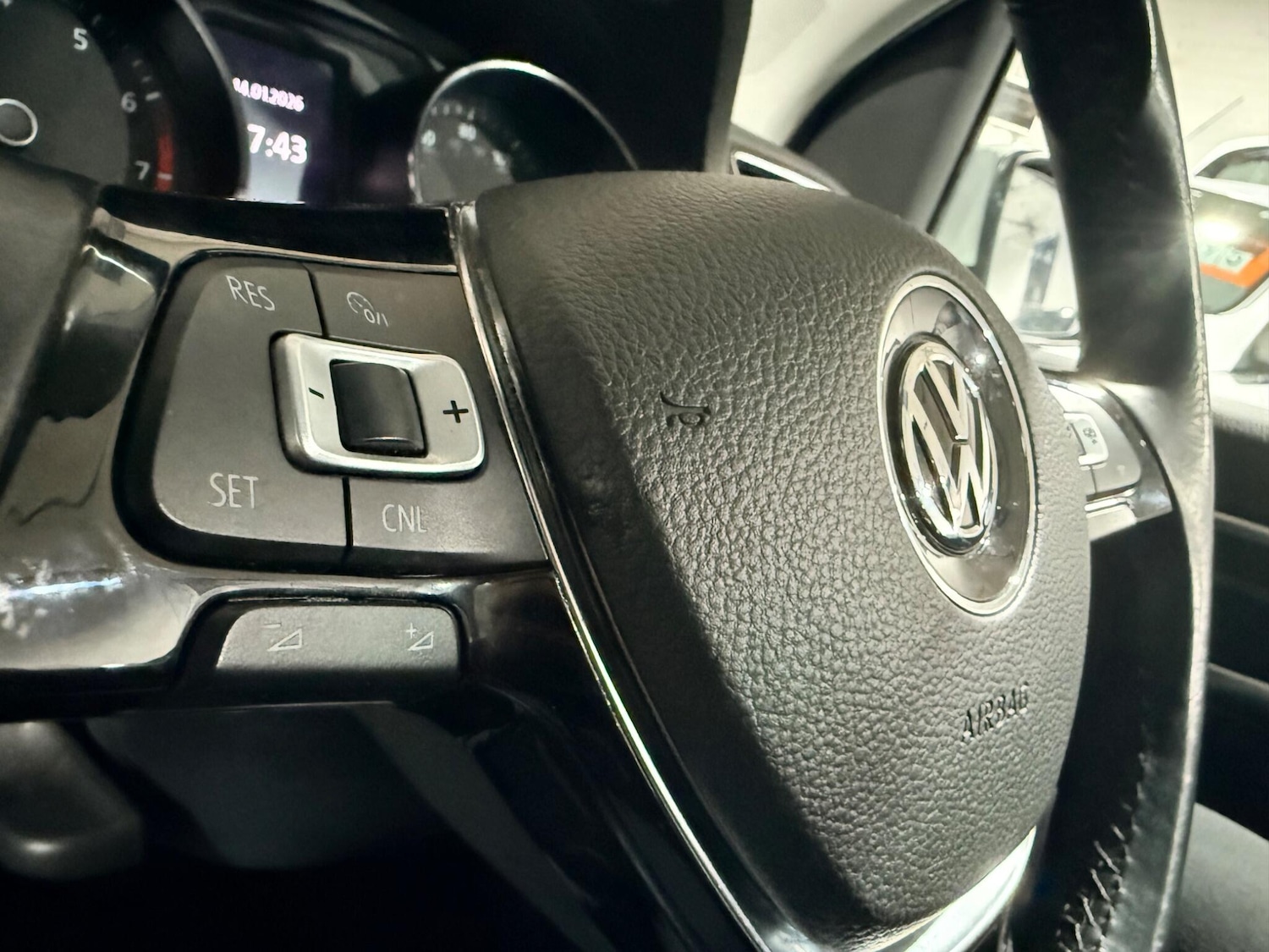 Used Volkswagen Polo 2016 for sale - 77203755: Photo 5