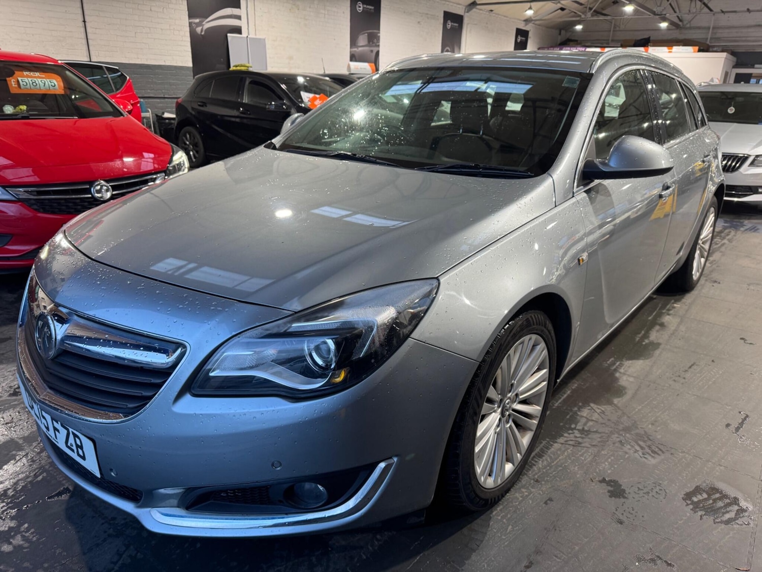 Used Vauxhall Insignia 2015 for sale - 76918678: Photo 3